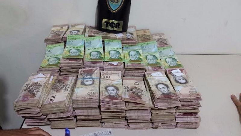 Polícia Rodoviária de Assis apreende o equivalente a R$ 600 mil