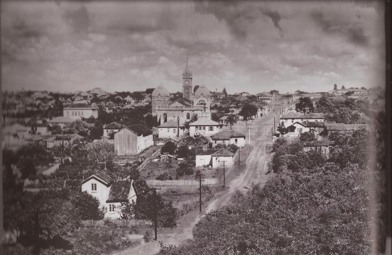 Saiba um pouco da história da centenária Assis, com fatos e fotos