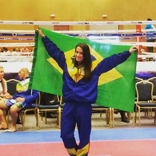 Mariana Nunes é campeã Panamericana de Kickboxing