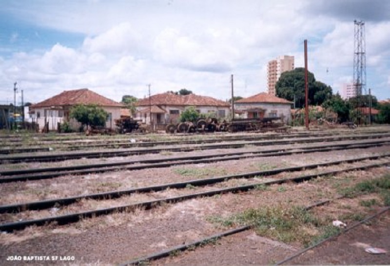 Locomotivas não podem mais passar por Assis