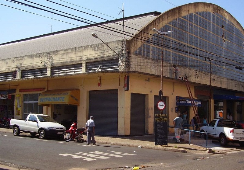 Vereador Alexandre Cachorrão reivindica a revitalização do Mercado Municipal