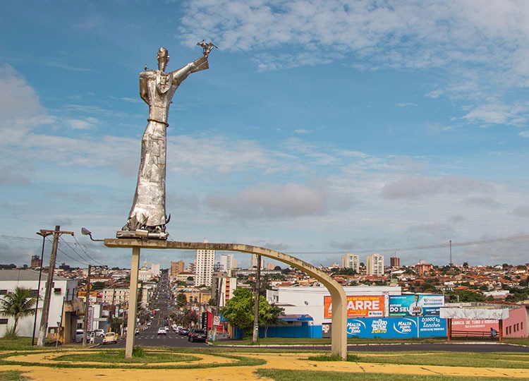 Confira os serviços públicos no feriado de 1.º de maio