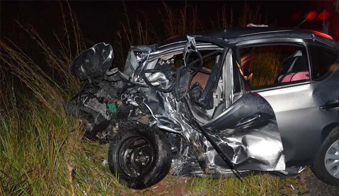 Mulher ferida em acidente, com mortes, segue internada na UTI em estado grave