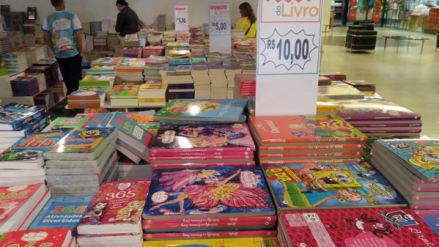 Assis Plaza Shopping sedia Feira do Livro