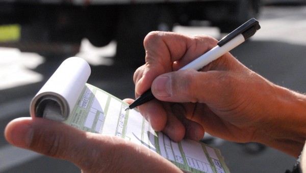 Câmara se defende sobre lei de gratificação por multa aplicada pelos agentes municipais