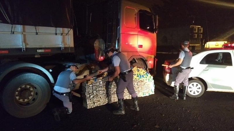 Homem é preso com 430 quilos de maconha, em Assis