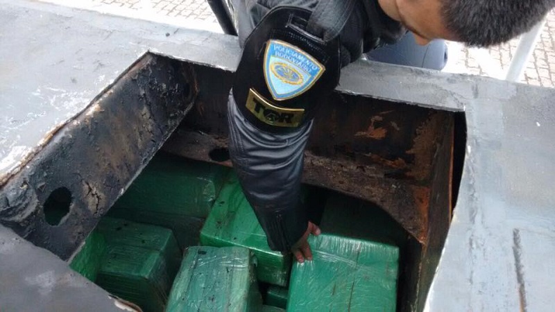 Polícia apreende mais de 1 tonelada de maconha