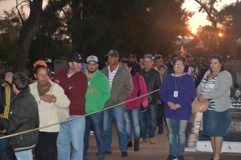 40ª festa do Menino da Tábua, em Maracai, recebe milhares de visitantes