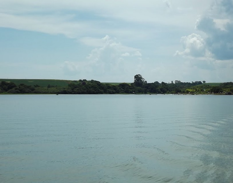 Pescador desaparece nas águas do Paranapanema desde sábado à noite