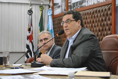 Eduardo Camargo assume a presidência da Câmara de Assis