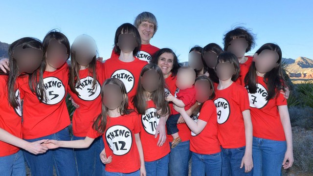 Polícia da Califórnia prende casal que mantinha os 13 filhos em cativeiro