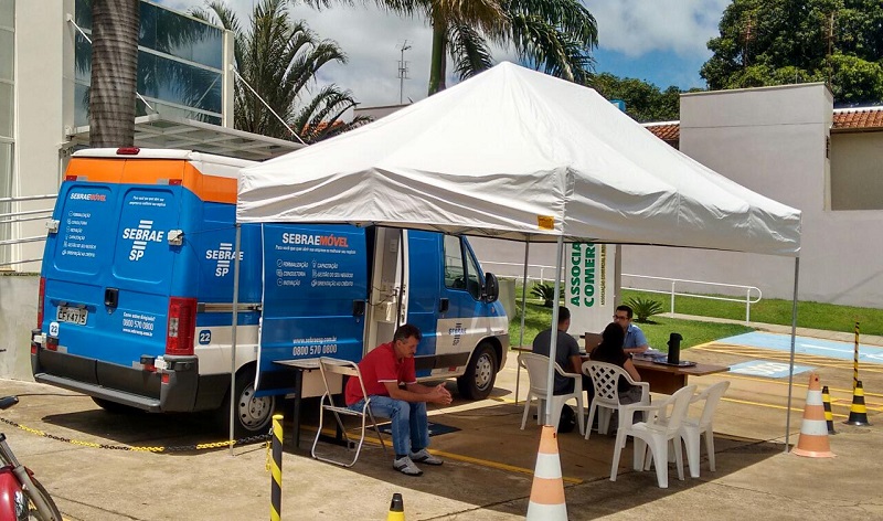 SEBRAE Móvel atenderá na segunda-feira em frente à ACIA