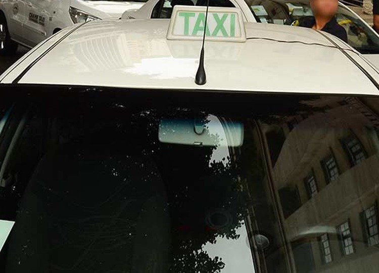 Recadastramento e legalização de pontos de taxistas serão feitos a partir do dia 21