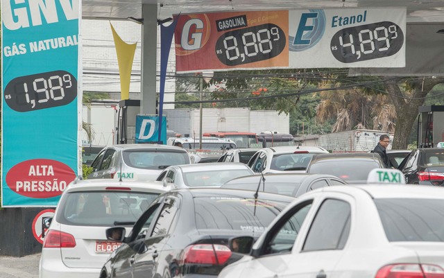 Greve de caminhoneiros chega ao 7º dia