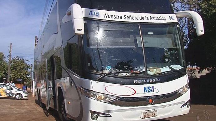 Quadrilha assalta ônibus em Florínea nesta terça-feira