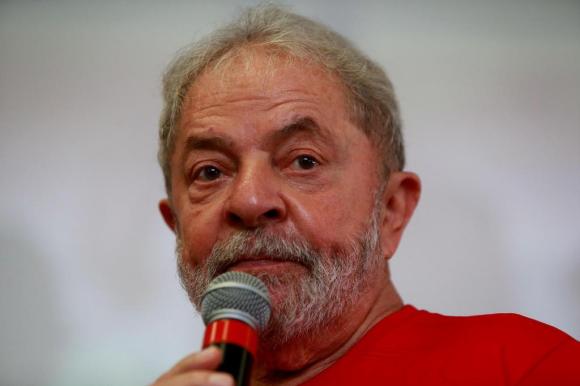 Desembargador do TRF-4 manda soltar Lula da prisão ainda neste domingo