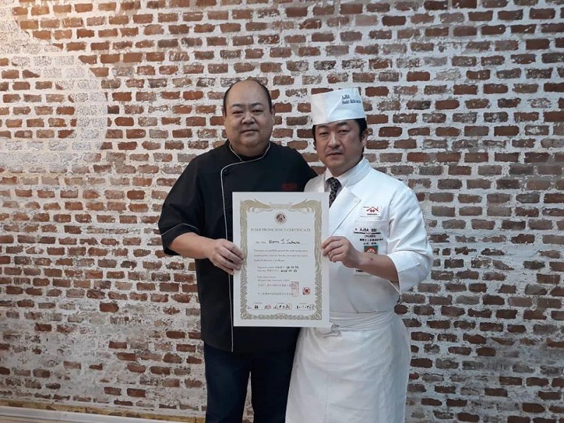 Sushiman do 'Art Sushi' recebe a mais alta certificação do Japão
