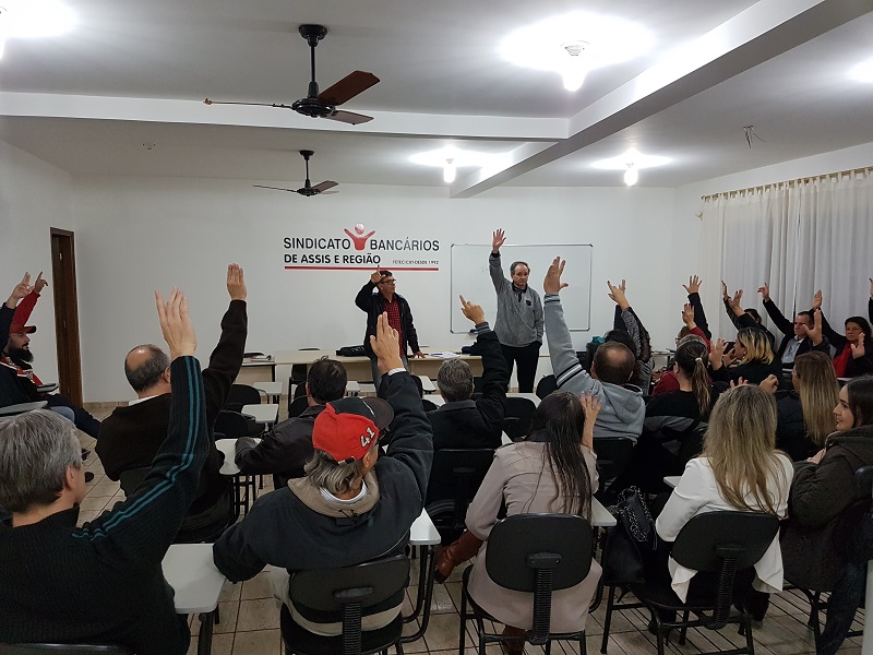 Bancários rejeitam proposta da Fenaban e fazem protesto nesta sexta, em Assis