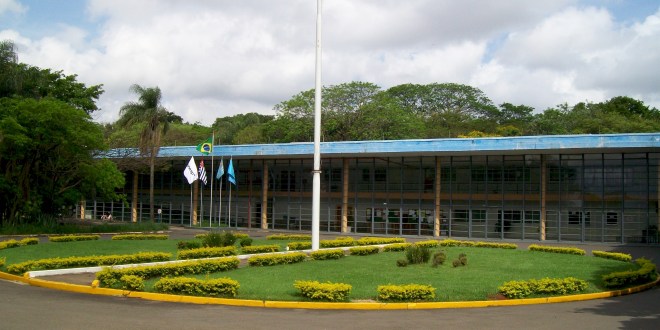 Unesp de Assis abre oficialmente os programas Pibid e Residência Pedagógica