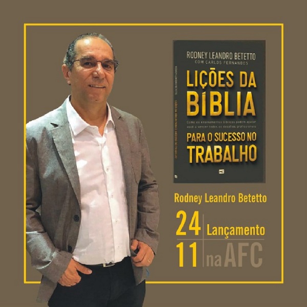 Paraguaçuense lança livro com ensinamentos bíblicos para o trabalho