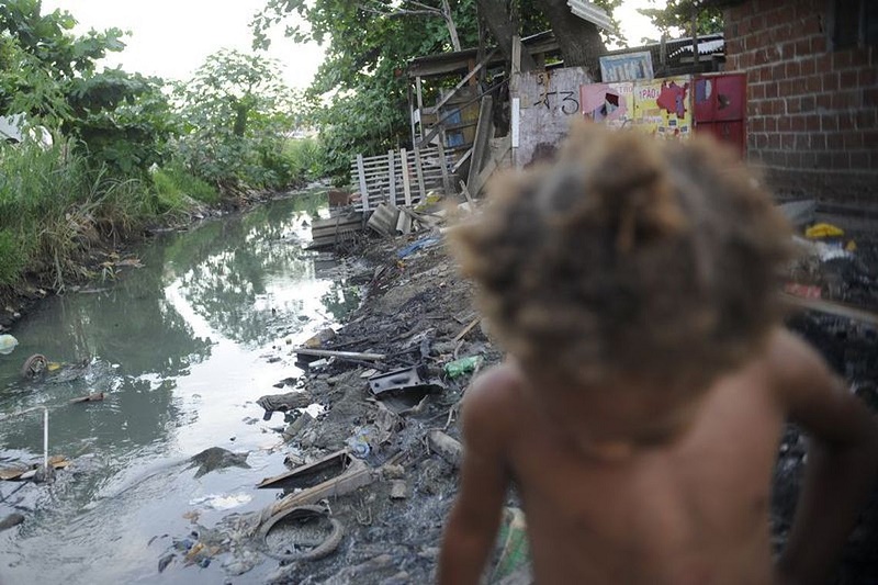 Brasil tem 5,2 milhões de crianças na extrema pobreza