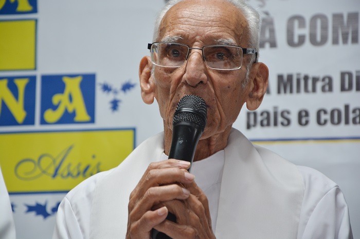 Monsenhor Floriano apresenta melhora na UTI da Santa Casa de Assis