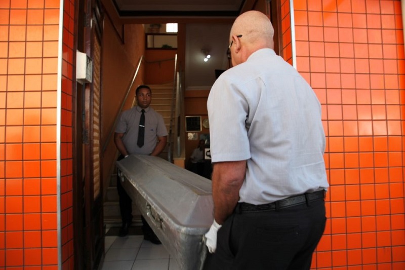 Mulher é assassinada em quarto de hotel em Marília
