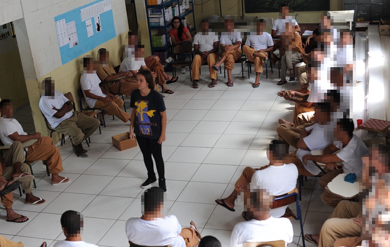 Penitenciária de Assis  início o Projeto Entrelinhas, para sentenciados