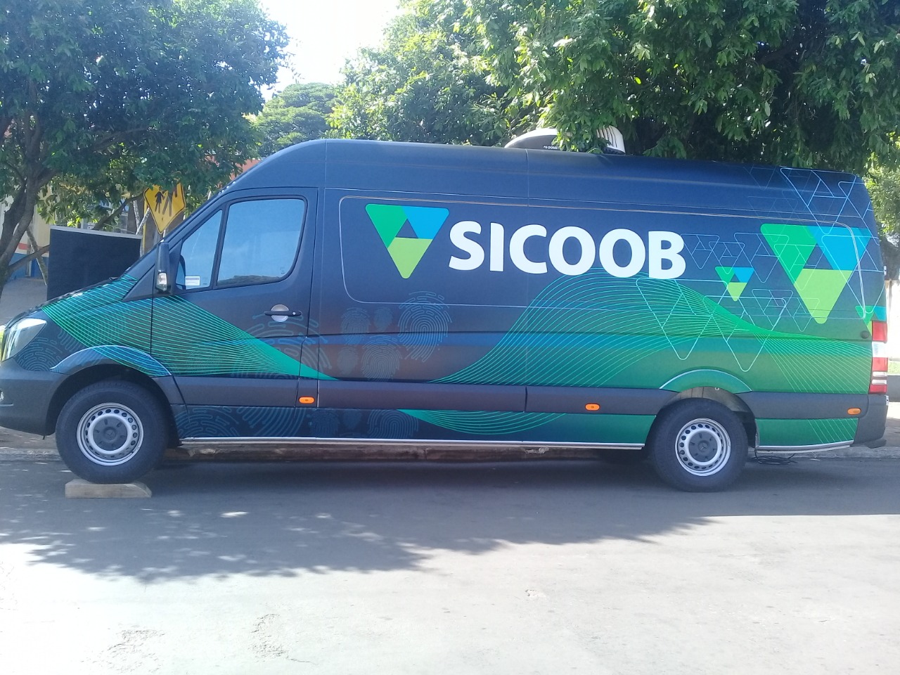 Parceria entre Prefeitura e Sicoob oferece taxas especiais em crédito consignado a servidores
