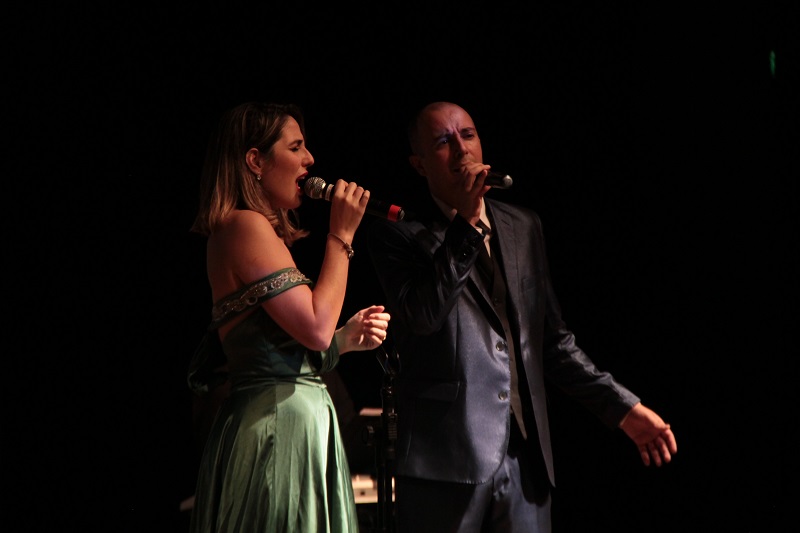 Comemore o Dia da Mulher no Tributo a Andrea Bocelli Duo em Paraguaçu Paulista