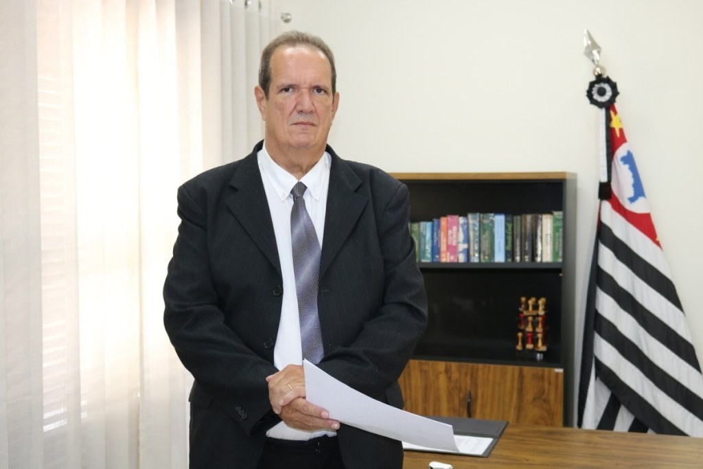 Ernesto assume vaga de Nilson Pavão por mais seis meses na Câmara de Assis