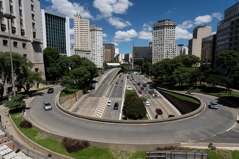 Câmara de SP aprova antecipação de feriados municipais para aumentar isolamento social