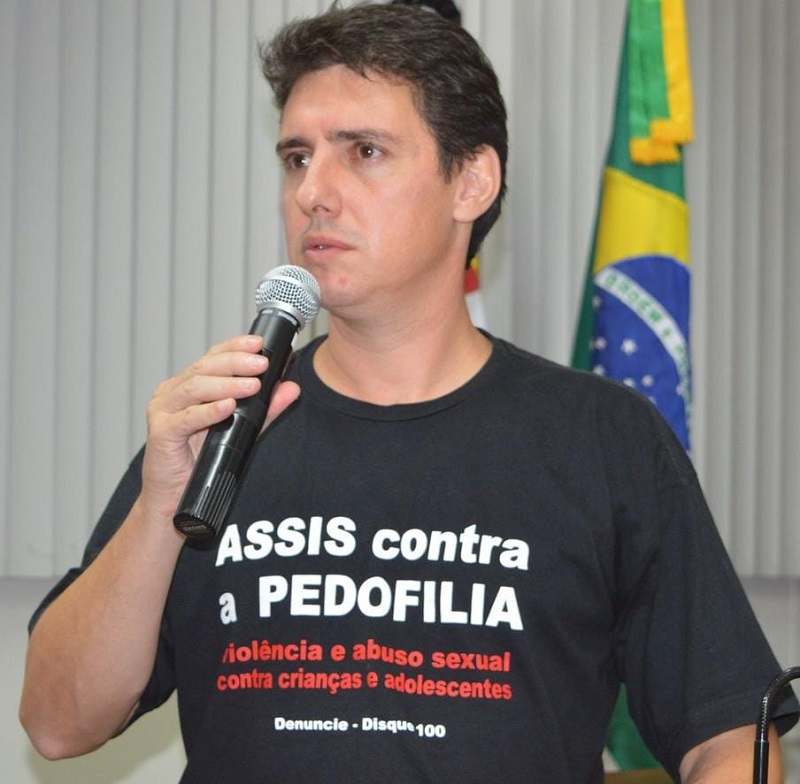 Dia Nacional e Municipal de Combate a Pedofilia e a Violência Sexual contra Crianças e Adolescentes