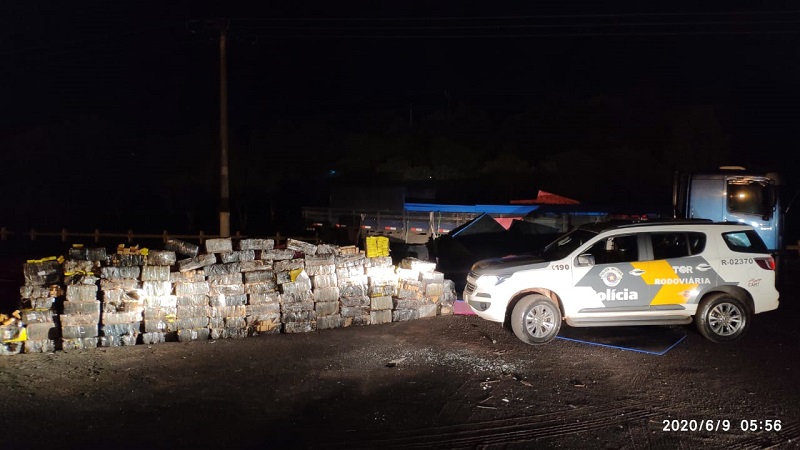 Carrregamento de maconha que iria para Marília é interceptado em Assis