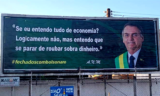 Empresário pró-Bolsonaro espalha outdoors em Assis-SP