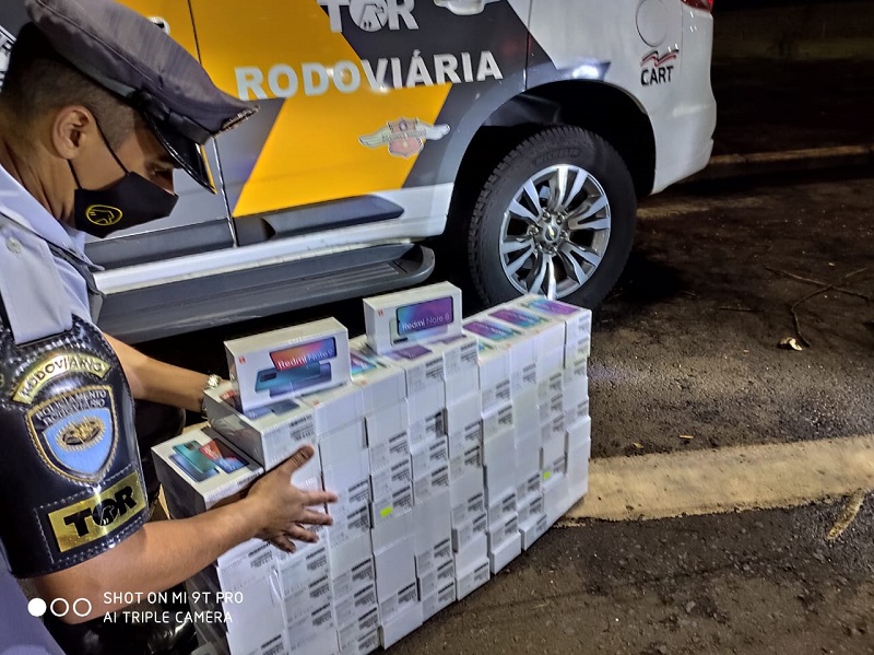 Polícia Rodoviária apreende vários celulares perto de Palmital