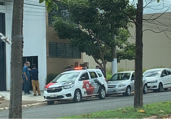 Barracão com camas hospitalares é alvo de denúncias falsas em Assis