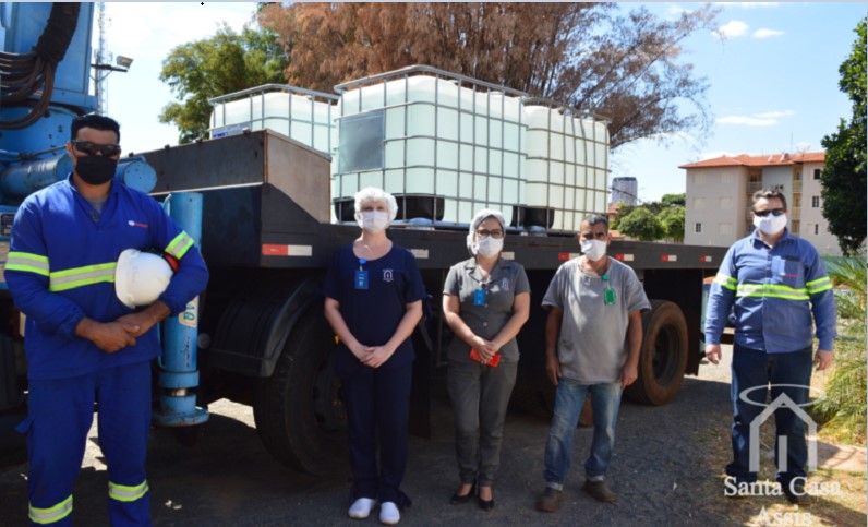 Empresa destina 1.000 litros de álcool 70% à Santa Casa de Assis