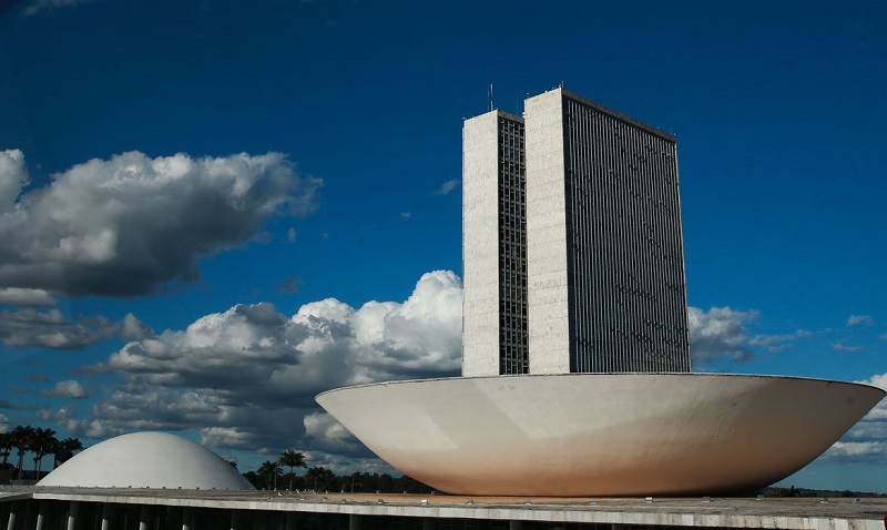 Projeto que aumenta limite de faturamento do MEI é aprovado