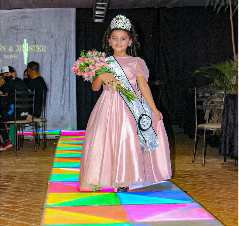 Assisense de cinco anos é coroada Miss São Paulo Infantil 2021