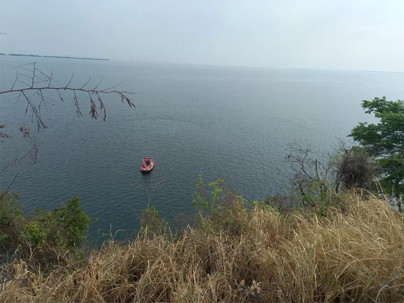 Mergulhadores buscam no Rio Paraná cabeça de homem esquartejado