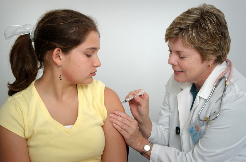 34% dos jovens ainda não estão seguros de tomar a vacina