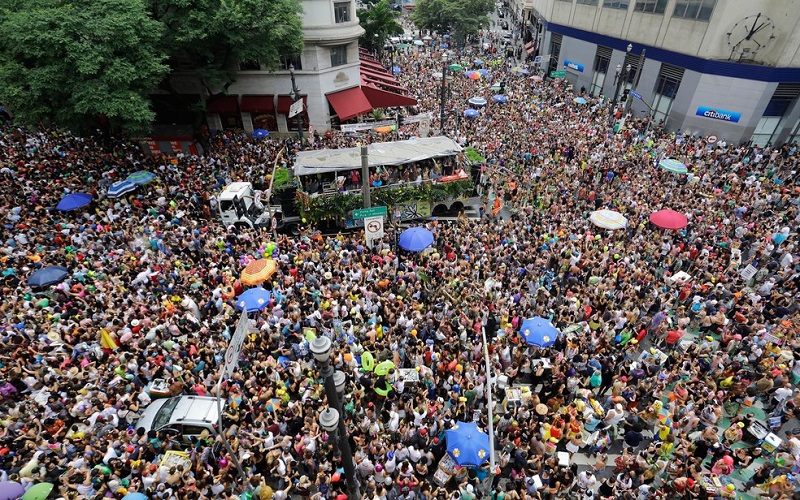 Ao menos 64 cidades de SP cancelam carnaval em 2022 por conta da pandemia