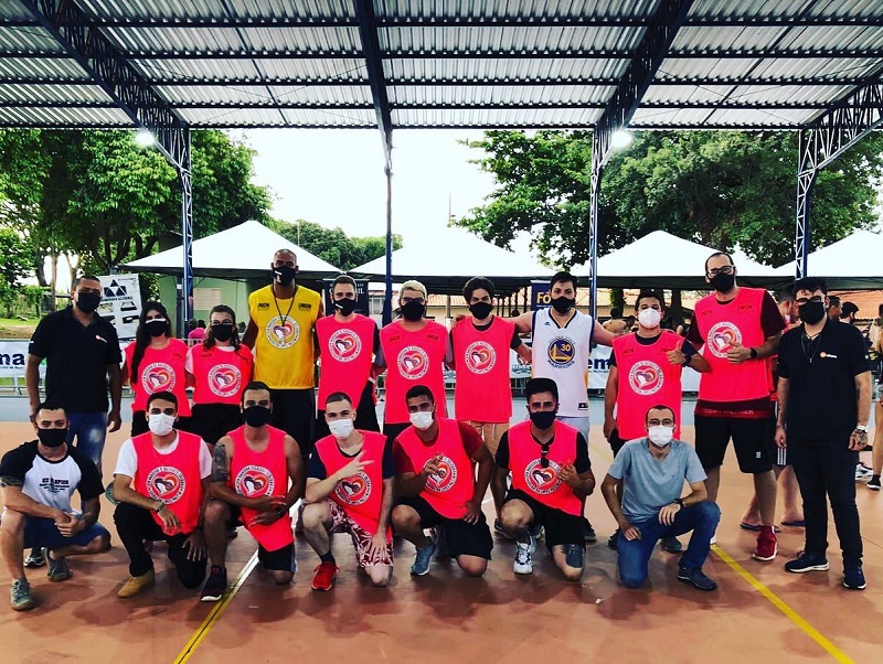 Copa Amadora de Basquete arrecada recorde de alimentos em Assis