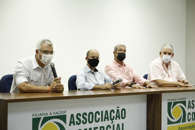 ACIA, Sincovama, Sincomerciários e Samponi se reúnem para divulgar novo Balcão de Empregos em Assis