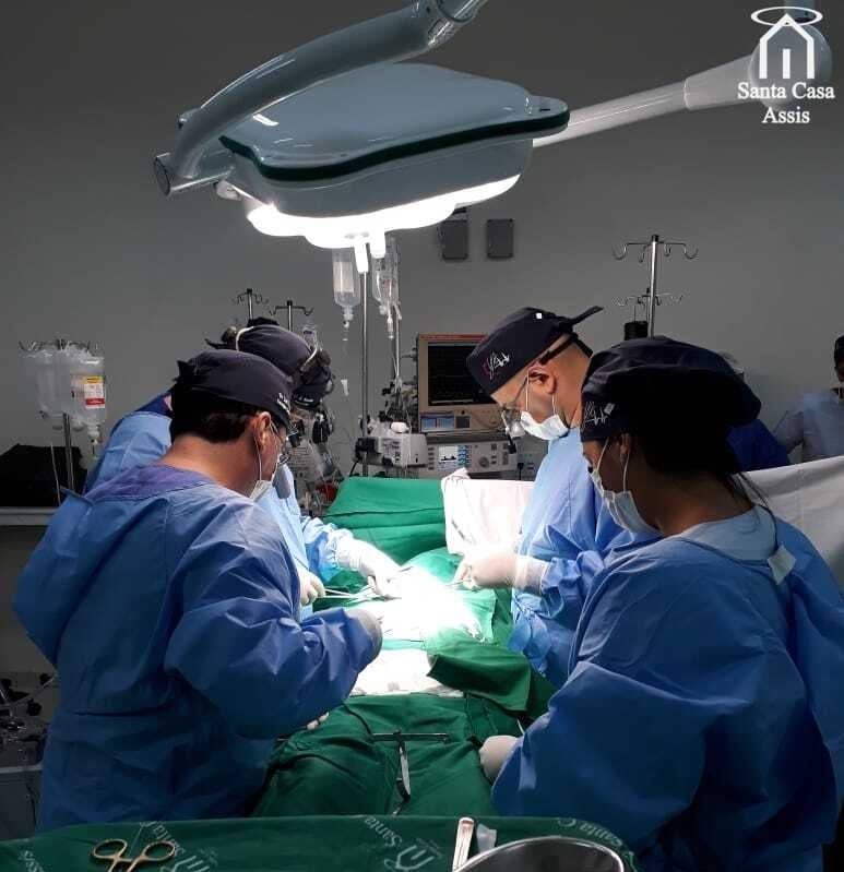 Primeira cirurgia cardíaca aberta é realizada na Santa Casa de Assis