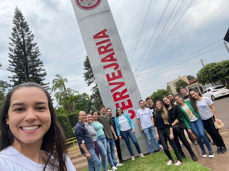 Estudantes de Administração da FEMA visitam Casa Di Conti