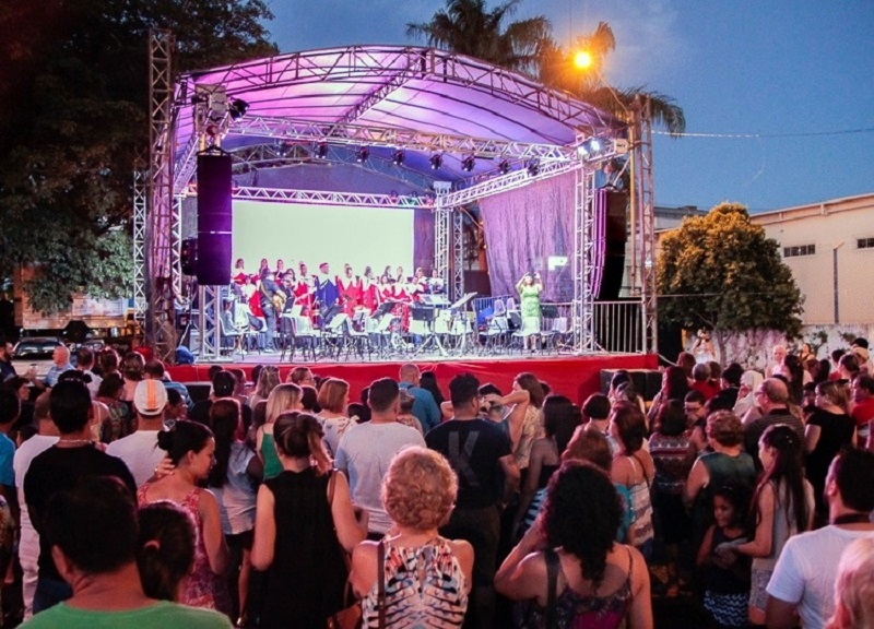 Cantata Iluminada de Natal será neste sábado, 10 de dezembro em Assis