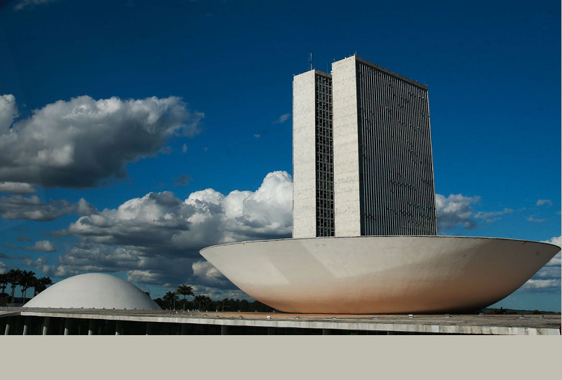 PEC da Transição deve ser votada na CCJ do Senado nesta terça-feira