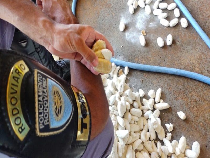 Polícia Rodoviária prende boliviano com batatas recheadas de cocaína